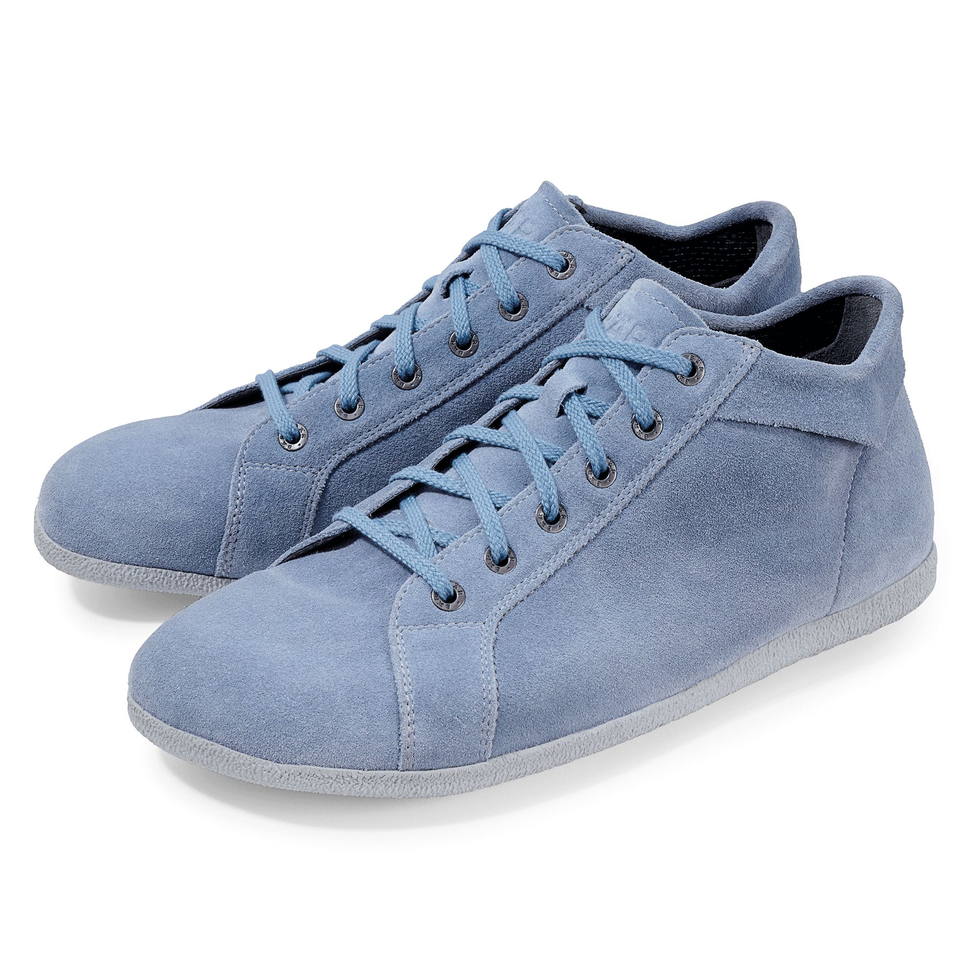 Ein einzelner hellblauer Wildleder-Stiefeletten mit Schnürung, Seitenansicht.