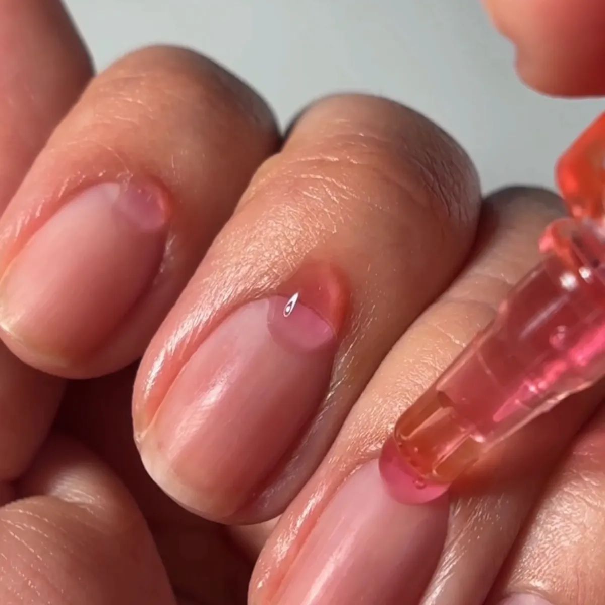 LONDONTOWN kur Peptide Serum Concentrate Nagel- und Nagelhautserum