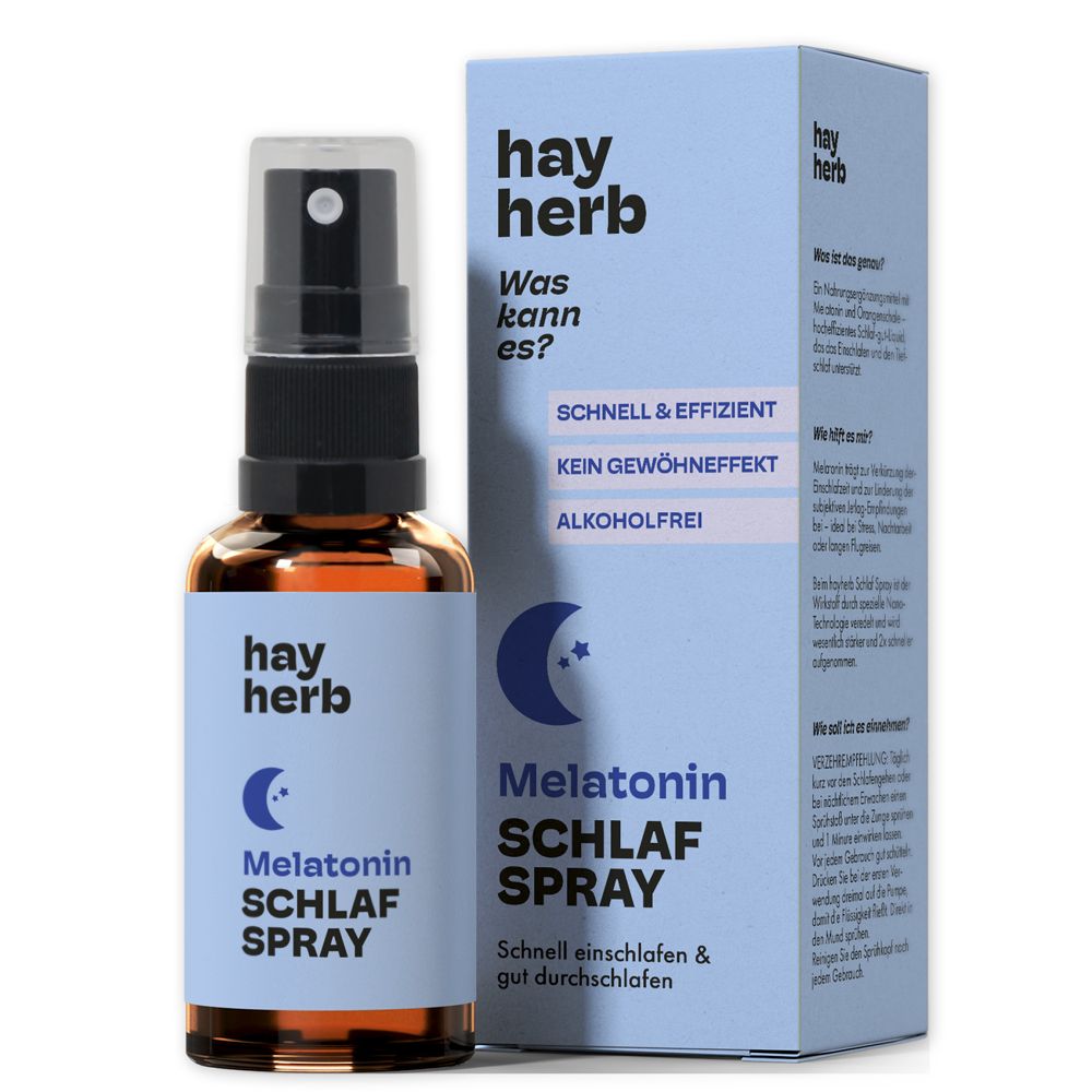 Braune Glasflasche mit Sprühkopf und Karton. Aufschrift: hay herb, Melatonin Schlaf Spray. Schnelles Einschlafen & gut durchschlafen.