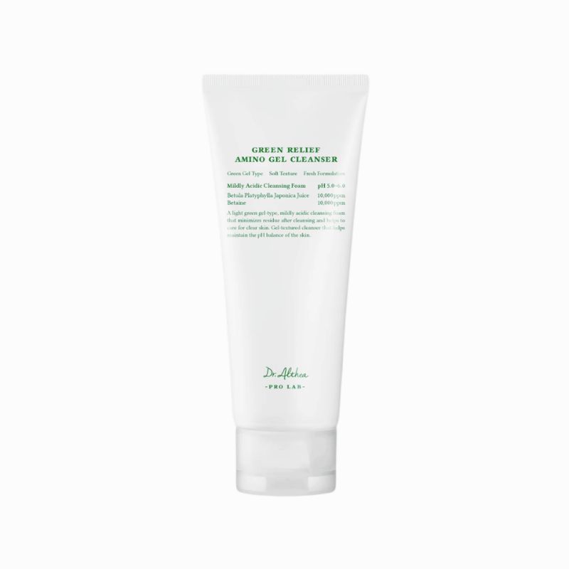 Weiße Tube mit grünem Aufdruck. Produktname: Green Relief Amino Gel Cleanser. Marke: Dr. Althea. Text auf der Tube.