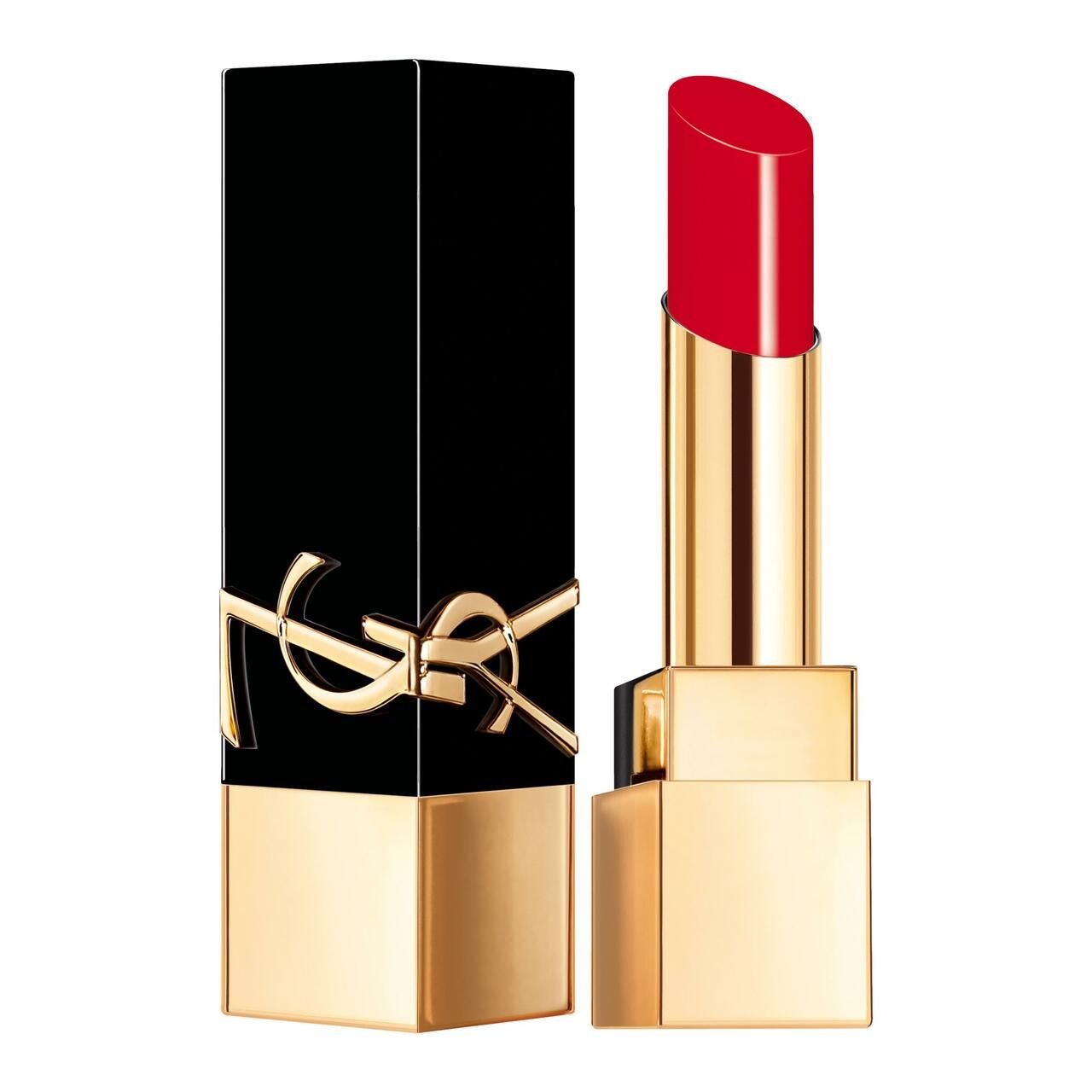 Schwarzer Lippenstiftbehälter mit goldfarbenem Logo und rotem Lippenstift. Geöffnet, daneben der Lippenstift.