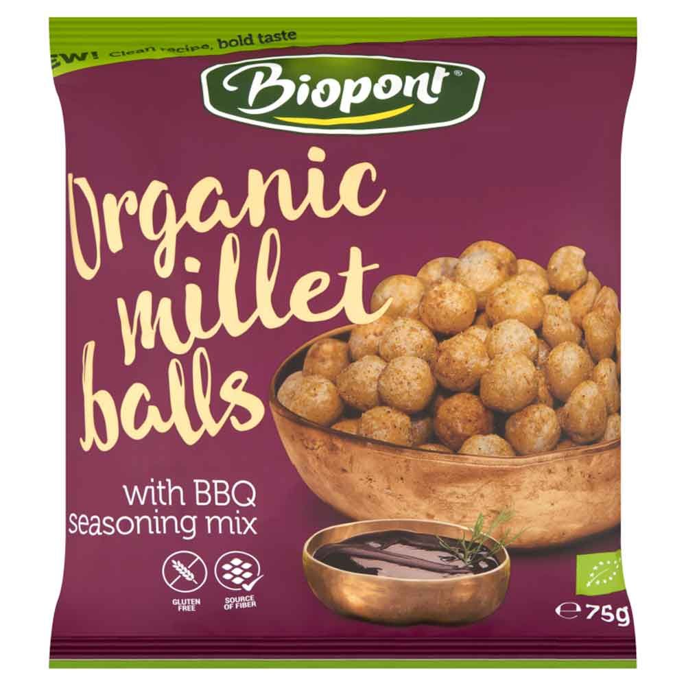 Verpackung mit "Organic Millet Balls". Produkt in Schüssel, BBQ-Soße. Glutenfrei, Ballaststoffquelle. Bio-Siegel. 75g.