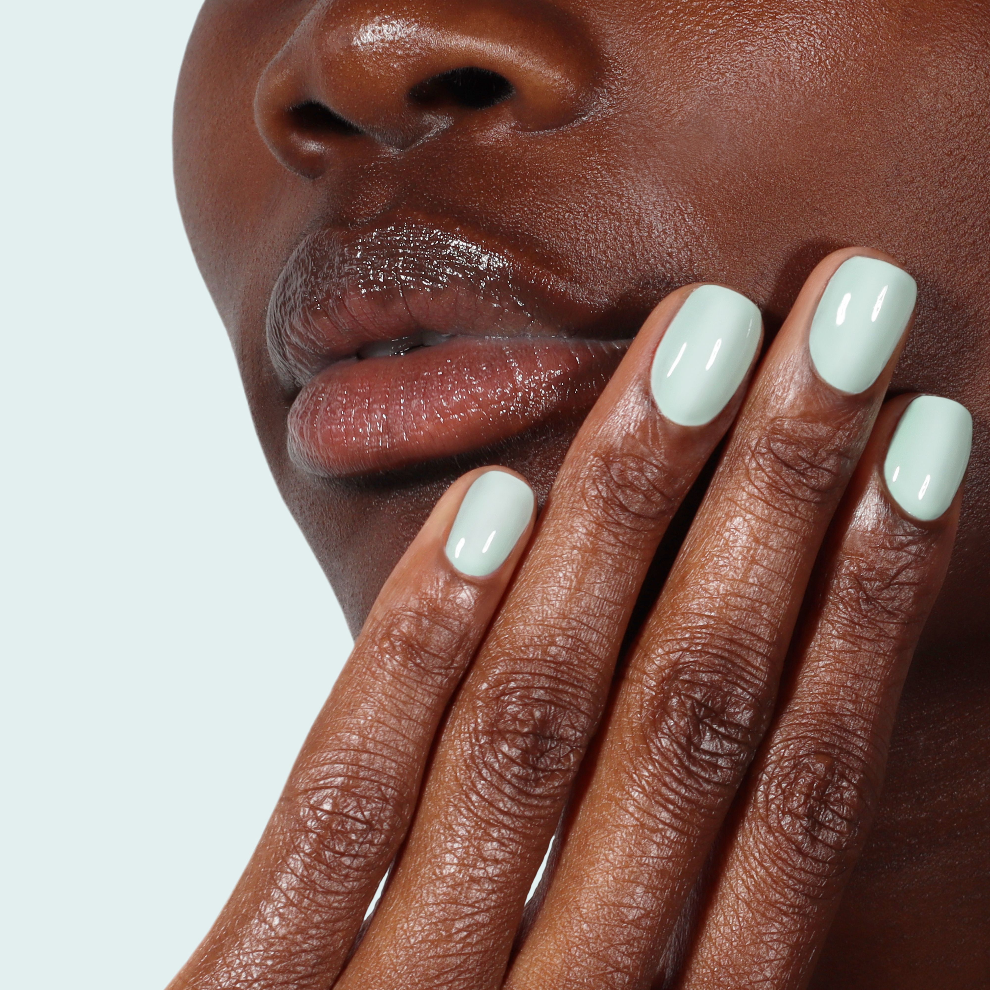 LONDONTOWN lakur Care Bears Beary Minty Nagellack