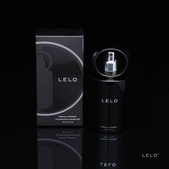 Produkt und Verpackung. Schwarze Flasche, LELO-Logo. Personal Moisturizer.