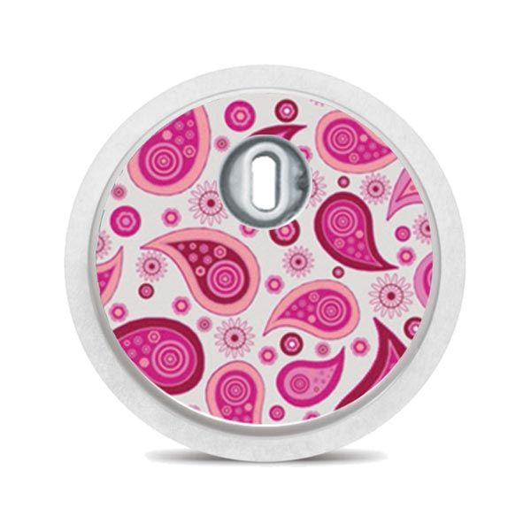 Runder Aufkleber mit Paisley-Muster. Rosa und pinkfarbene Paisley-Designs.