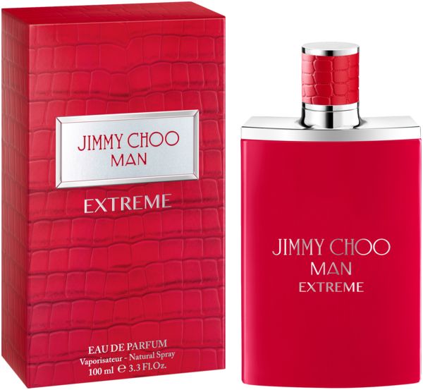 Rotes Parfümflakon und Verpackung. Aufschrift: JIMMY CHOO MAN EXTREME. Verpackung mit Krokodilmuster.