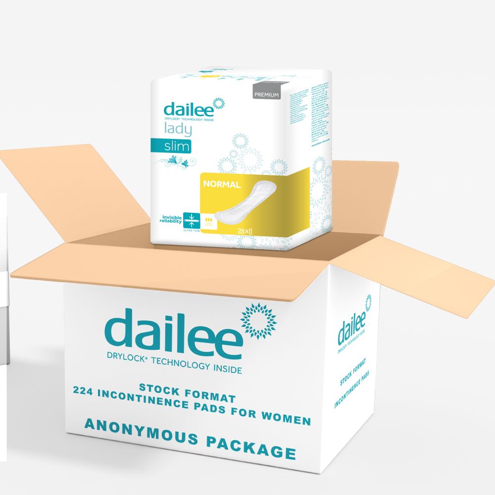 Dailee Lady Slim Normal in kartonnen doos. Productverpakking in open verzenddoos. Tekst: 'STOCK FORMAT'.