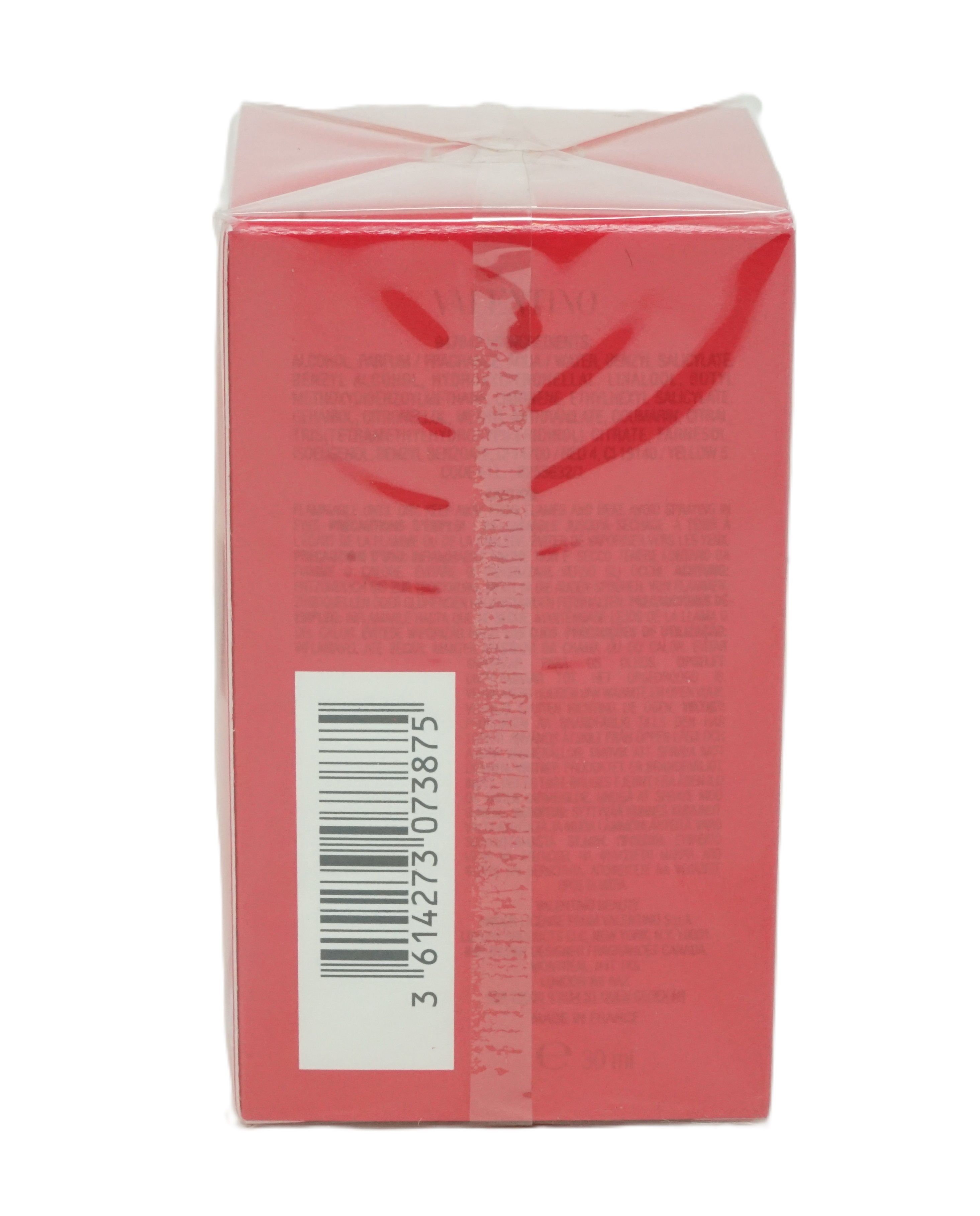 Rote Verpackung mit Barcode. Text auf Verpackung.