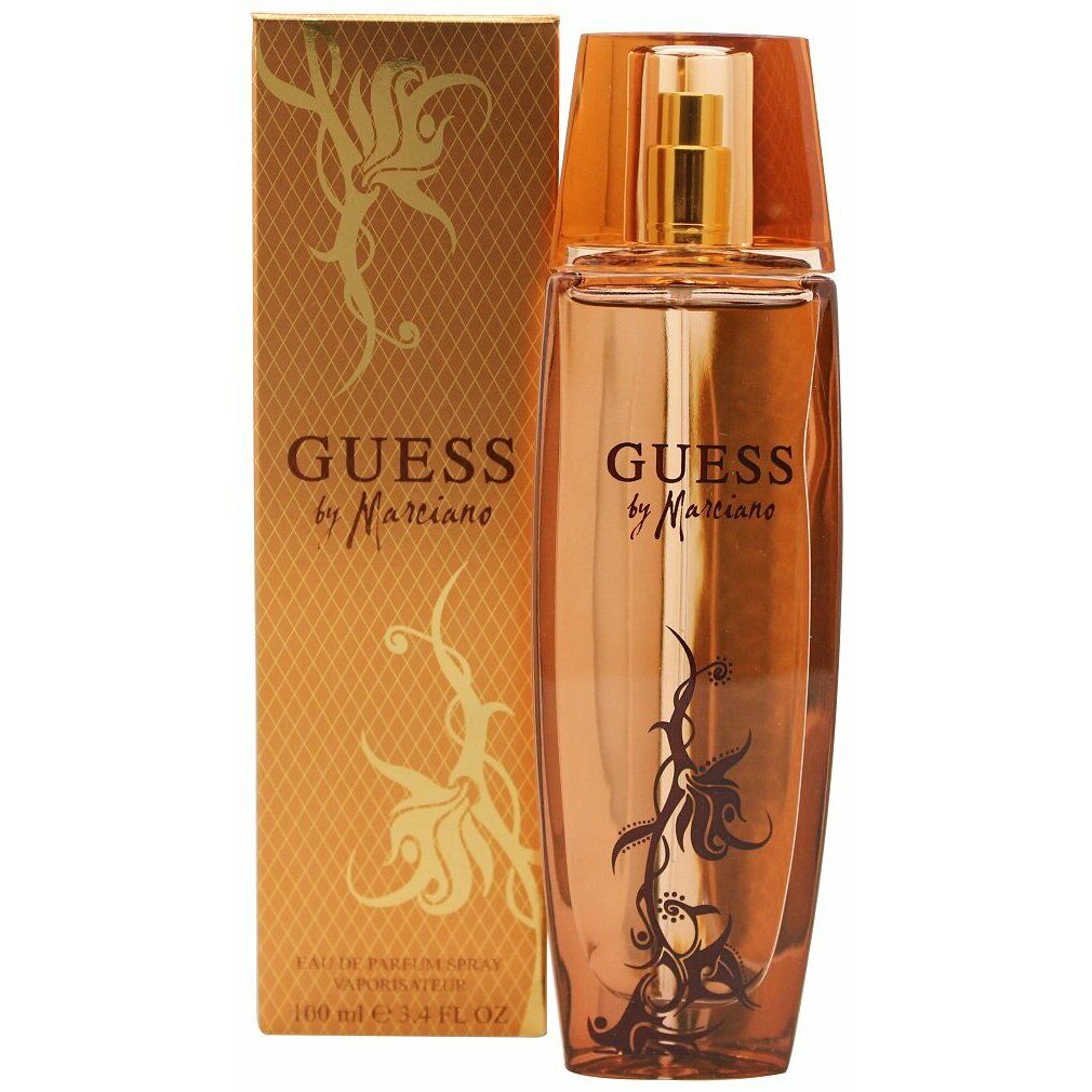 Parfümflasche und Verpackung. Aufschrift: Guess by Marciano. Goldfarbenes Design mit floralen Elementen.