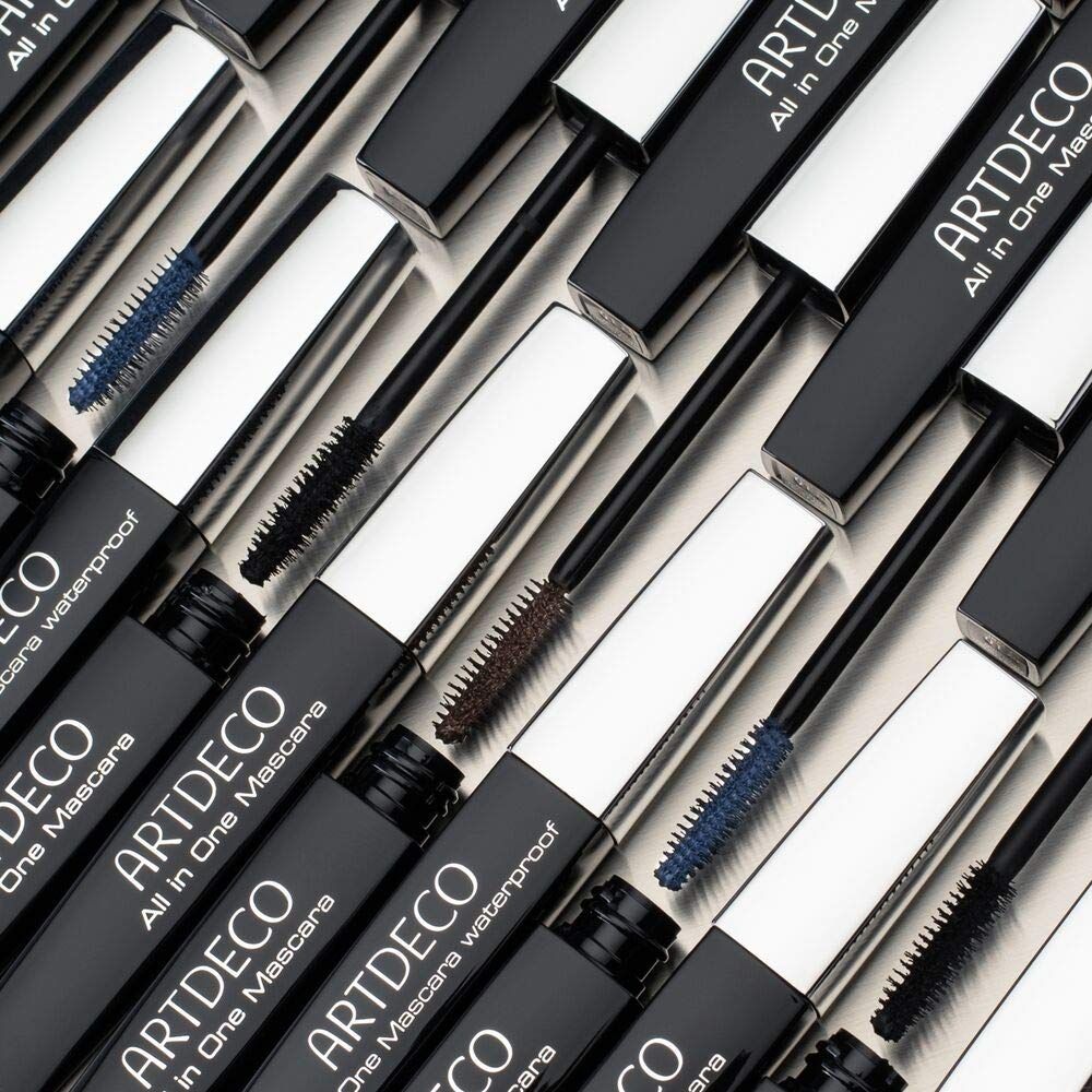 Artdeco All In One Mascara, braune Variante, geöffnet, Bürste und Hülse.