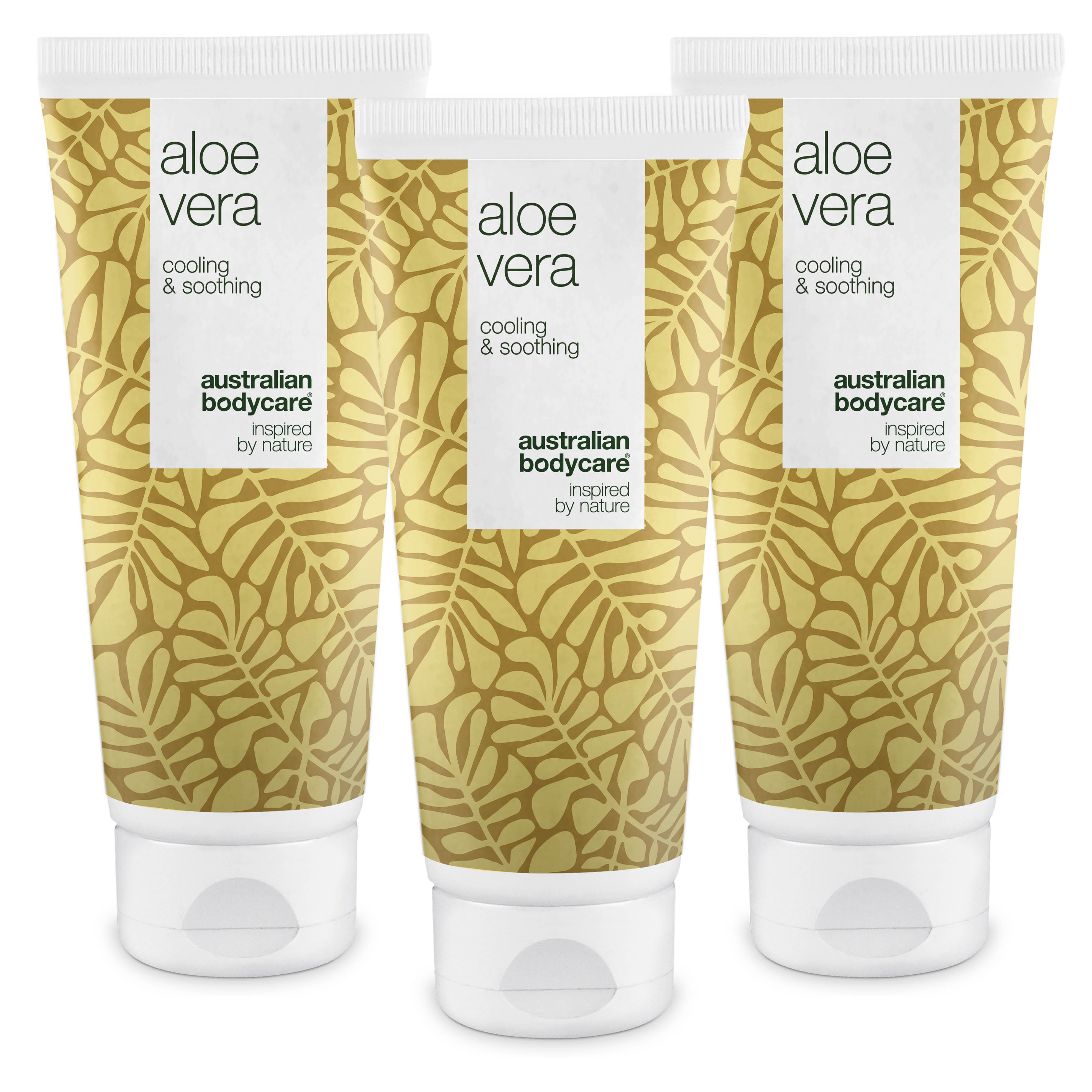 Drei Tuben Aloe Vera Gel. Weiß-gelbes Design mit Blättern. Marke: Australian Bodycare.