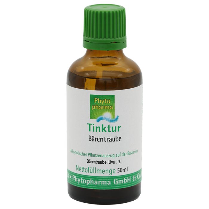 Braune Glasflasche mit grünem Verschluss. Etikett mit Produktnamen und Herstellerlogo. Aufschrift: Tinktur Bärentraube, 50ml.