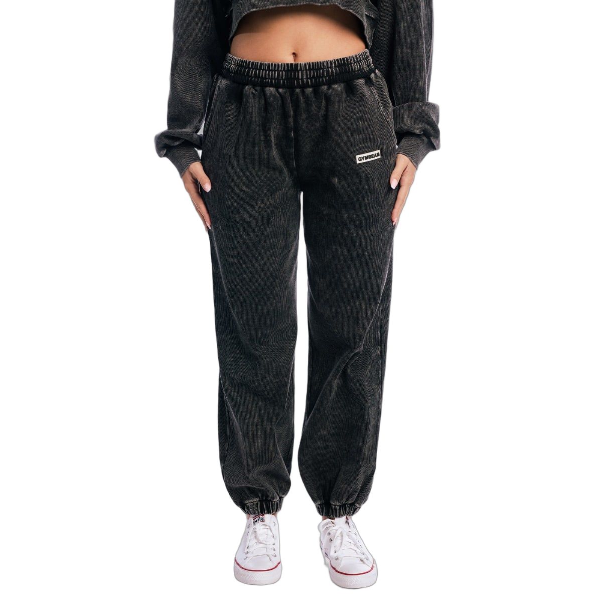 GymBeam Jogginghose Damen oversized mit hoher Taille Washed Black 1 St