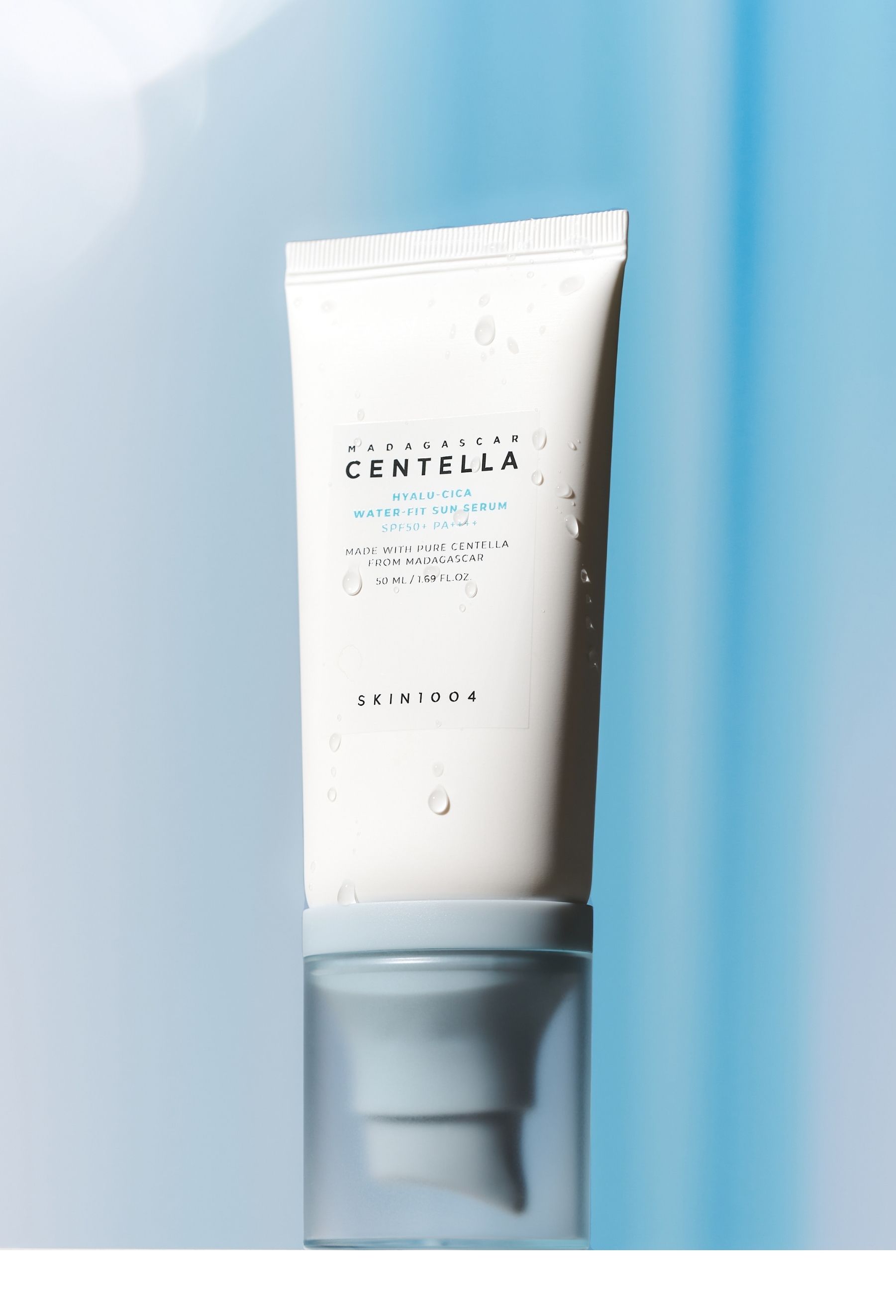 SKIN1004 Madagascar Centella Hyalu-Cica Water-Fit Sun Serum Sonnencreme