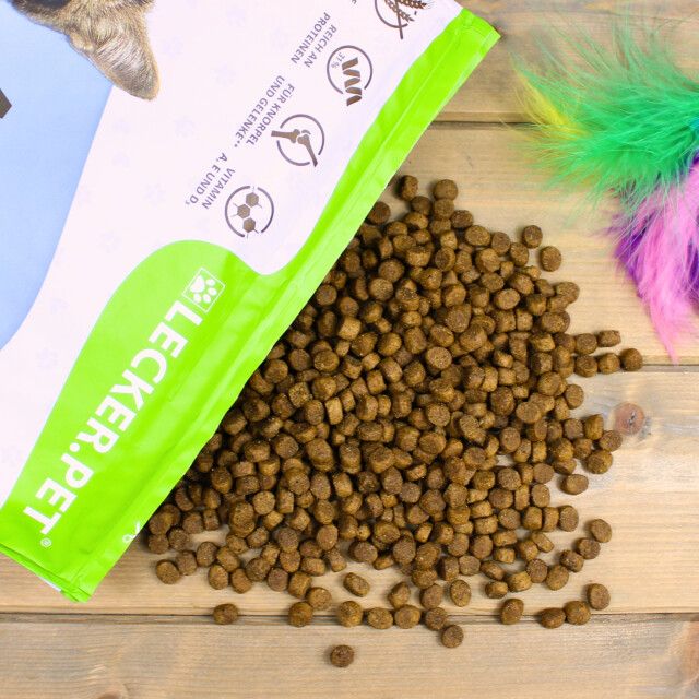 10 kg Lecker.Pet® Leo's Adult Geflügel & Forelle Katzenfutter Trockenfutter Vollnahrung