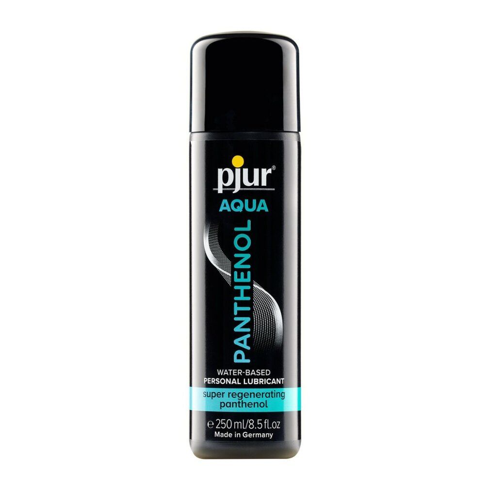 Schwarze Flasche Pjur Aqua Panthenol. Text: Wasserbasiertes Gleitmittel, super regenerierendes Panthenol. 250ml/8.5 fl.oz. Made in Germany.
