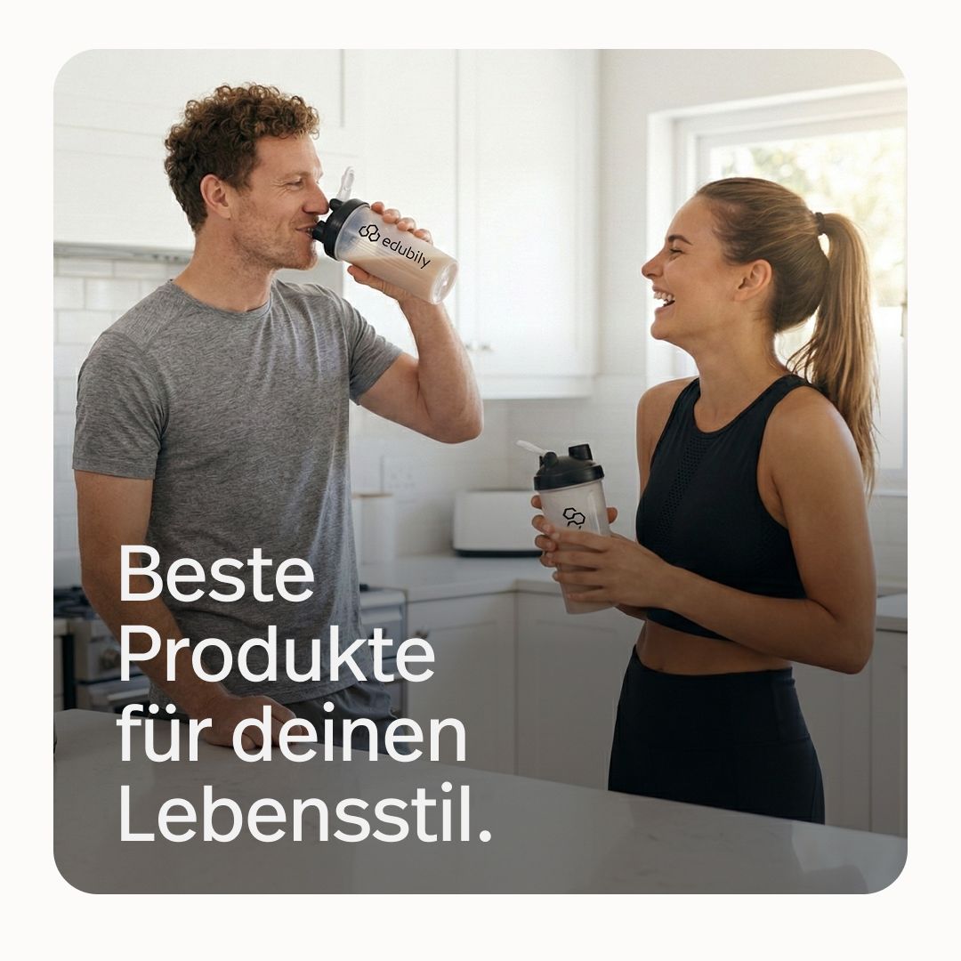 Mann und Frau trinken Proteinshakes. Beste Produkte für deinen Lebensstil.