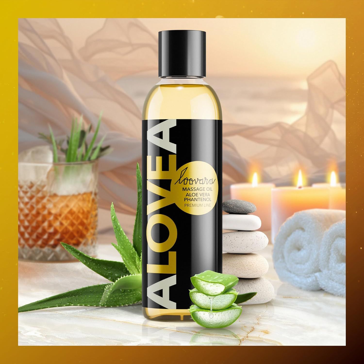 LOOVARA Massageöl ALOVEA Flasche am Strand mit Kerzen und Aloe Vera.