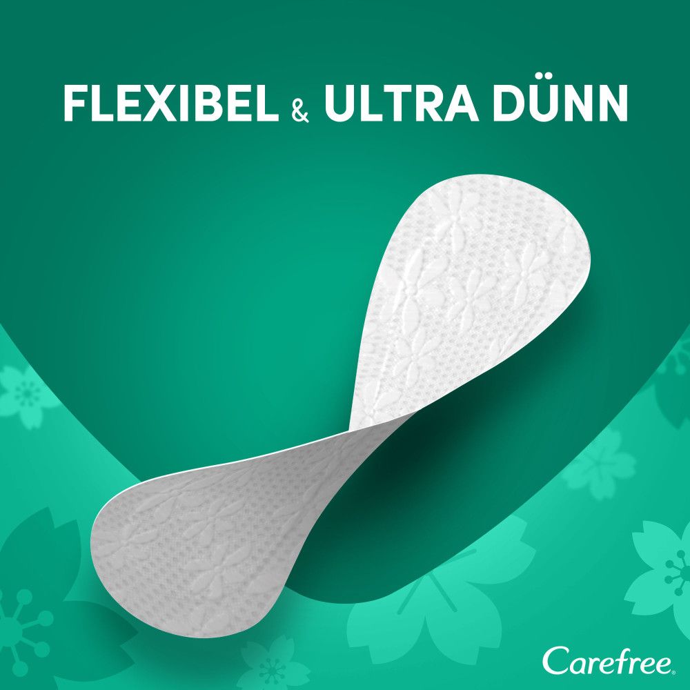 Slipeinlage Carefree FlexiComfort Normal, weiß mit geprägter Oberfläche, auf grünem Hintergrund.