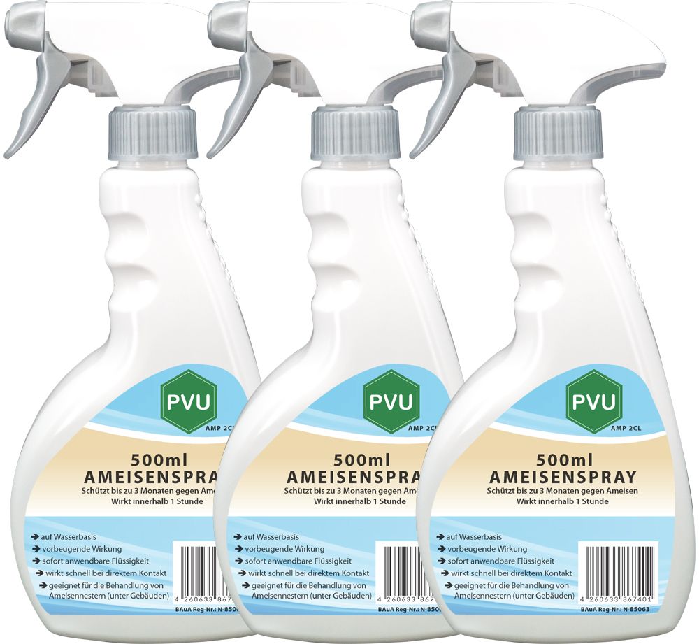 Drei Flaschen PVU Ameisenspray mit Sprühköpfen. Aufschrift: 500ml, Ameisenspray. Etikett mit Produktinformationen.