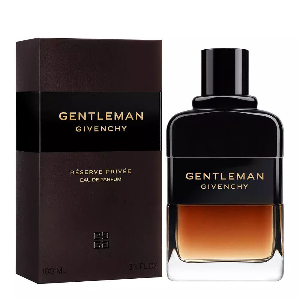 Parfümflasche und Verpackung. Flasche mit schwarzem Deckel und brauner Flüssigkeit. Verpackung mit goldener Schrift: GENTLEMAN Givenchy.