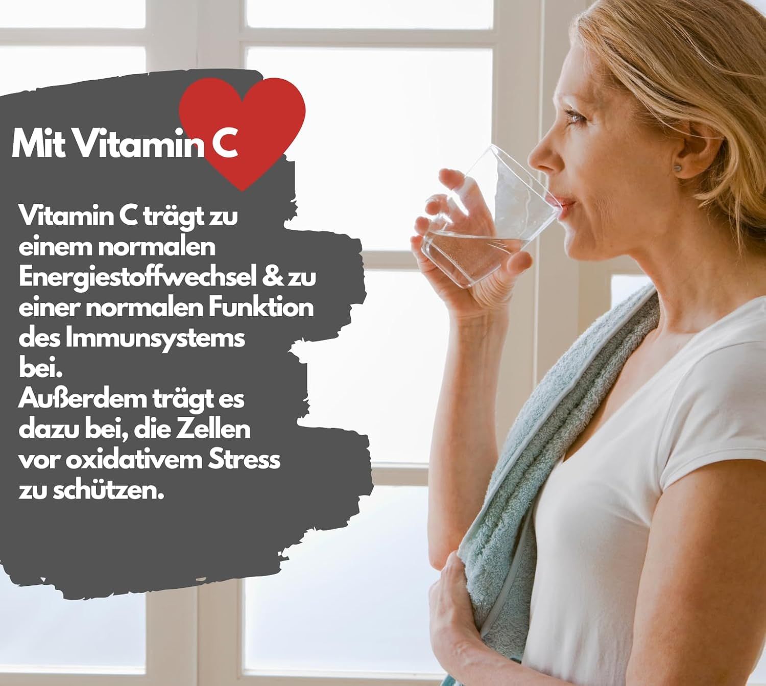 Frau trinkt Wasser. Text: Mit Vitamin C. Vitamin C trägt zu einem normalen Energiestoffwechsel bei. Schützt Zellen vor oxidativem Stress.