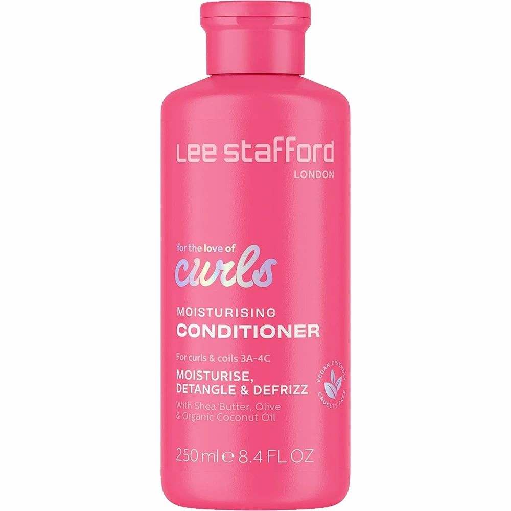 Rosa Flasche mit Produktaufschrift. Text: For the love of curls, Moisturising Conditioner. Mit Shea Butter, Olive & Organic Coconut Oil.