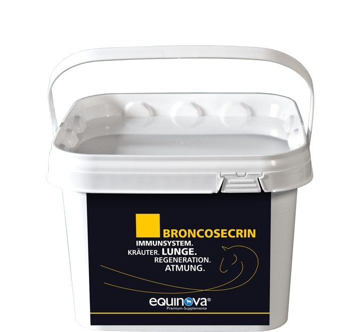 Weißer Eimer mit Griff und Produktetikett. Auf dem Etikett steht 'Broncosecrin' und 'equinova'.