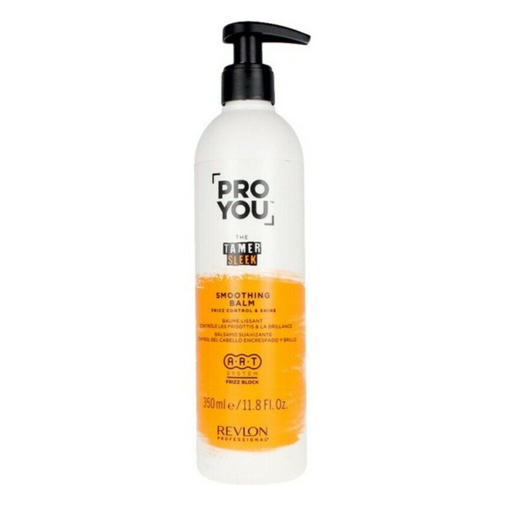 Weiß-orangefarbene Flasche mit schwarzem Pumpkopf. Text: PRO YOU, THE TAMER SLEEK, SMOOTHING BALM, 350ml/11.8 Fl.Oz, REVLON PROFESSIONAL.