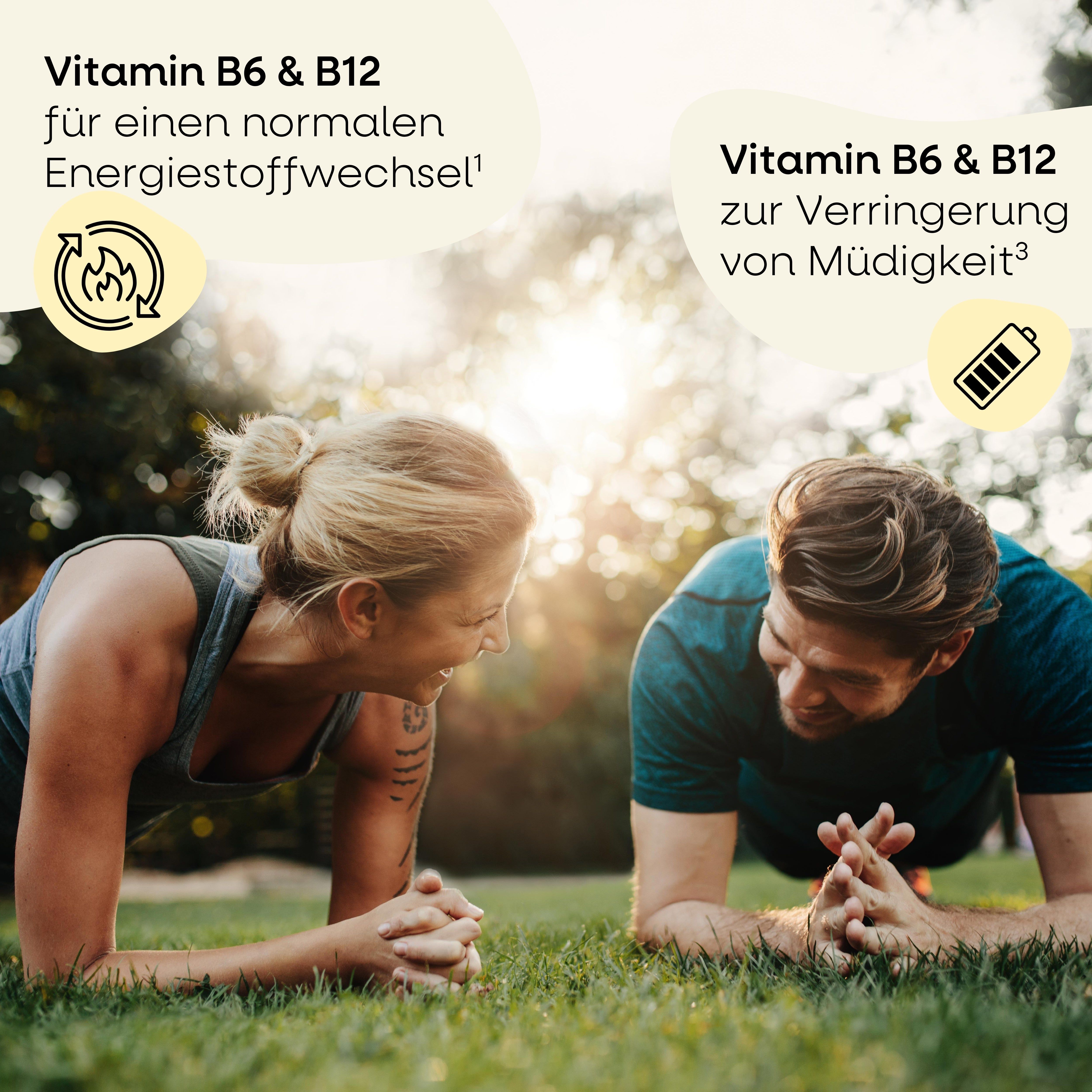 Paar beim Training im Freien. Infografik mit Vitamin B6 & B12. Text: Energie, Müdigkeit. Symbole: Feuer, Batterie.