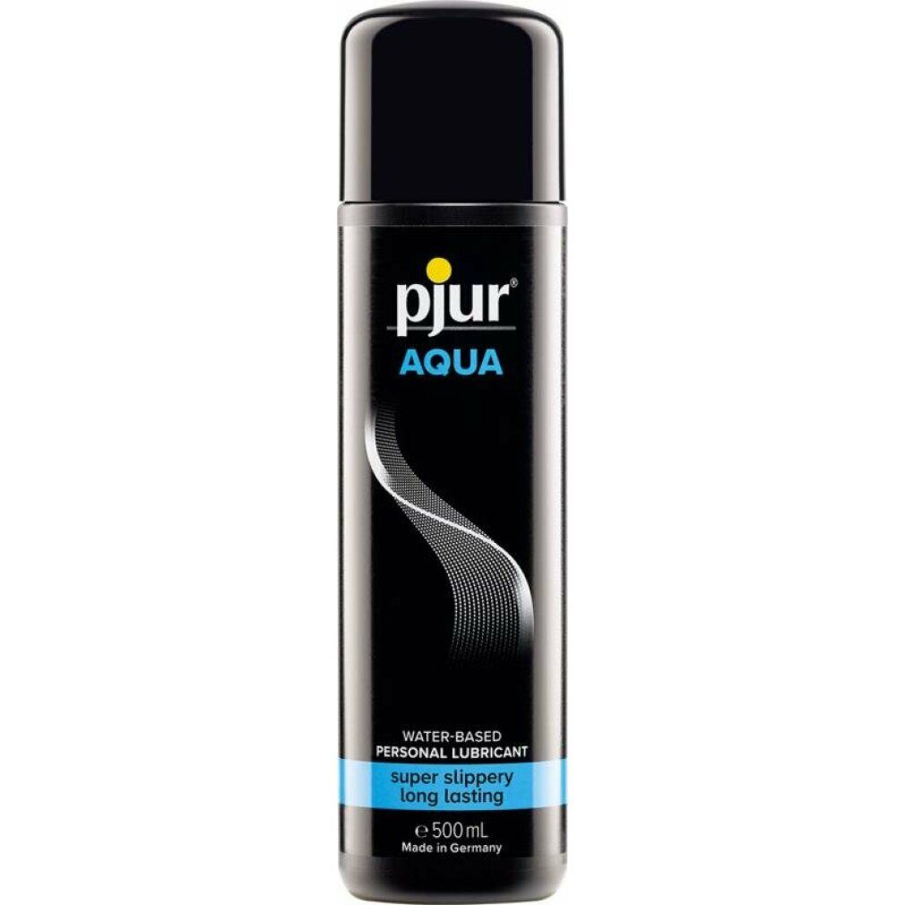 Schwarze Flasche mit schwarzem Deckel. Aufschrift: pjur AQUA. Text: Water-based Personal Lubricant, super slippery long lasting. 500 ml.