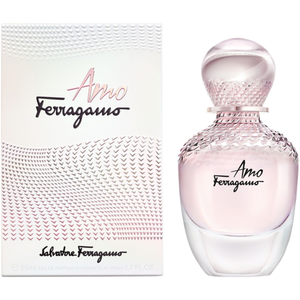 Parfümflasche und Schachtel. Auf der Schachtel und Flasche steht Amo Ferragamo. Die Flasche ist rosa.