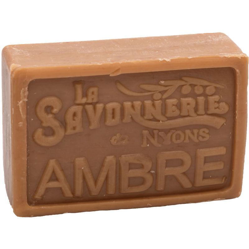 Rechteckige Seife, bernsteinfarben. Geprägt mit "La Savonnerie de Nyons" und "Ambre".