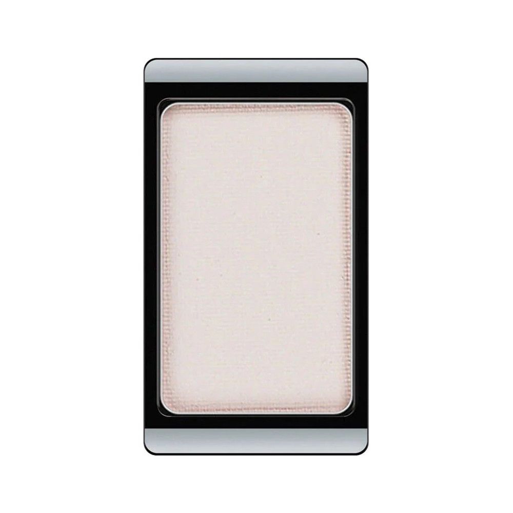 Rechteckiger Lidschatten in einer schwarzen und silbernen Verpackung. Produktname nicht sichtbar.