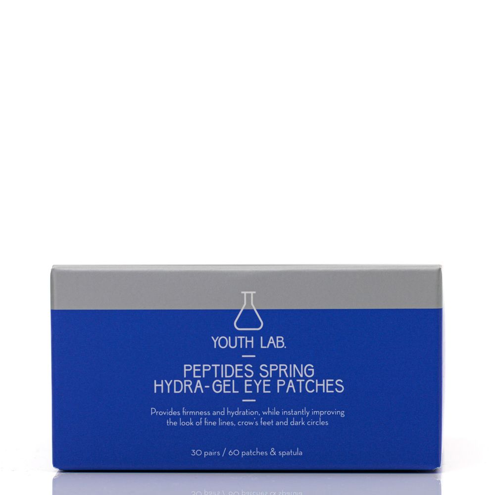 Rechteckige blaue Verpackung mit silbernem Deckel. Aufschrift: YOUTH LAB, PEPTIDES SPRING HYDRA-GEL EYE PATCHES.