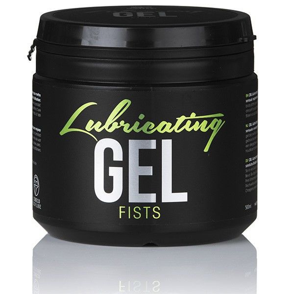Schwarzer Tiegel mit Deckel. Aufschrift: Lubricating GEL, darunter FISTS. Grüne und weiße Schrift.