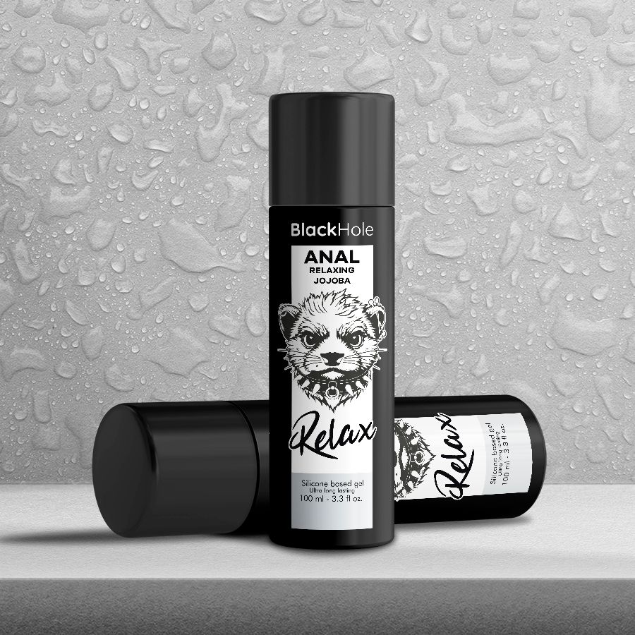 Schwarze Flasche mit Anal Relaxing Jojoba Gel, 100ml.