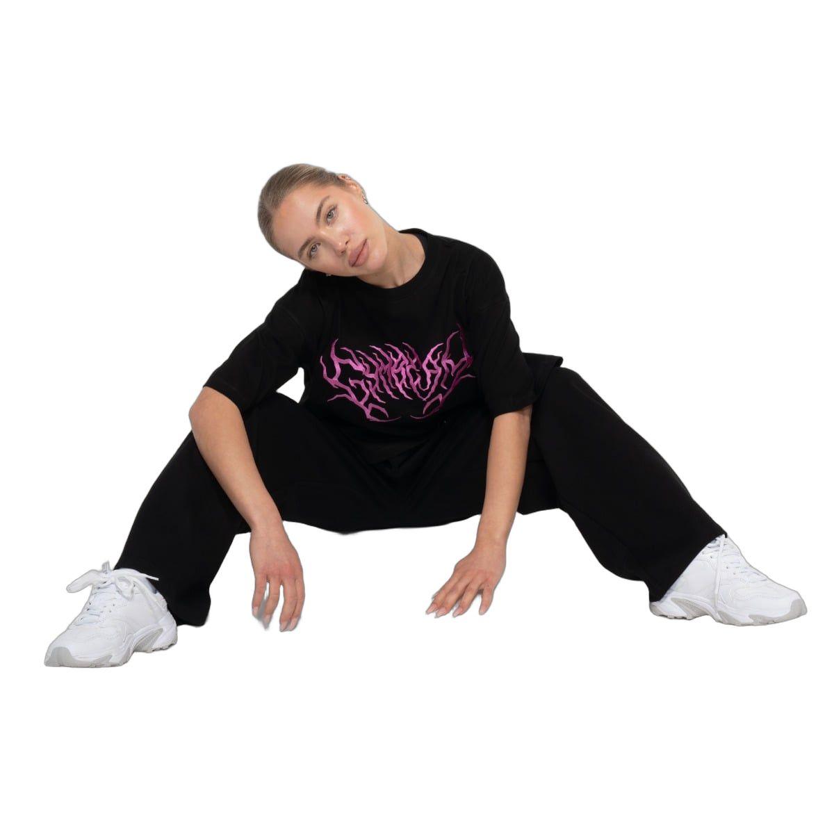 GymBeam Sweatpants Damen oversize mit Kordelzug und Taschen in Schwarz