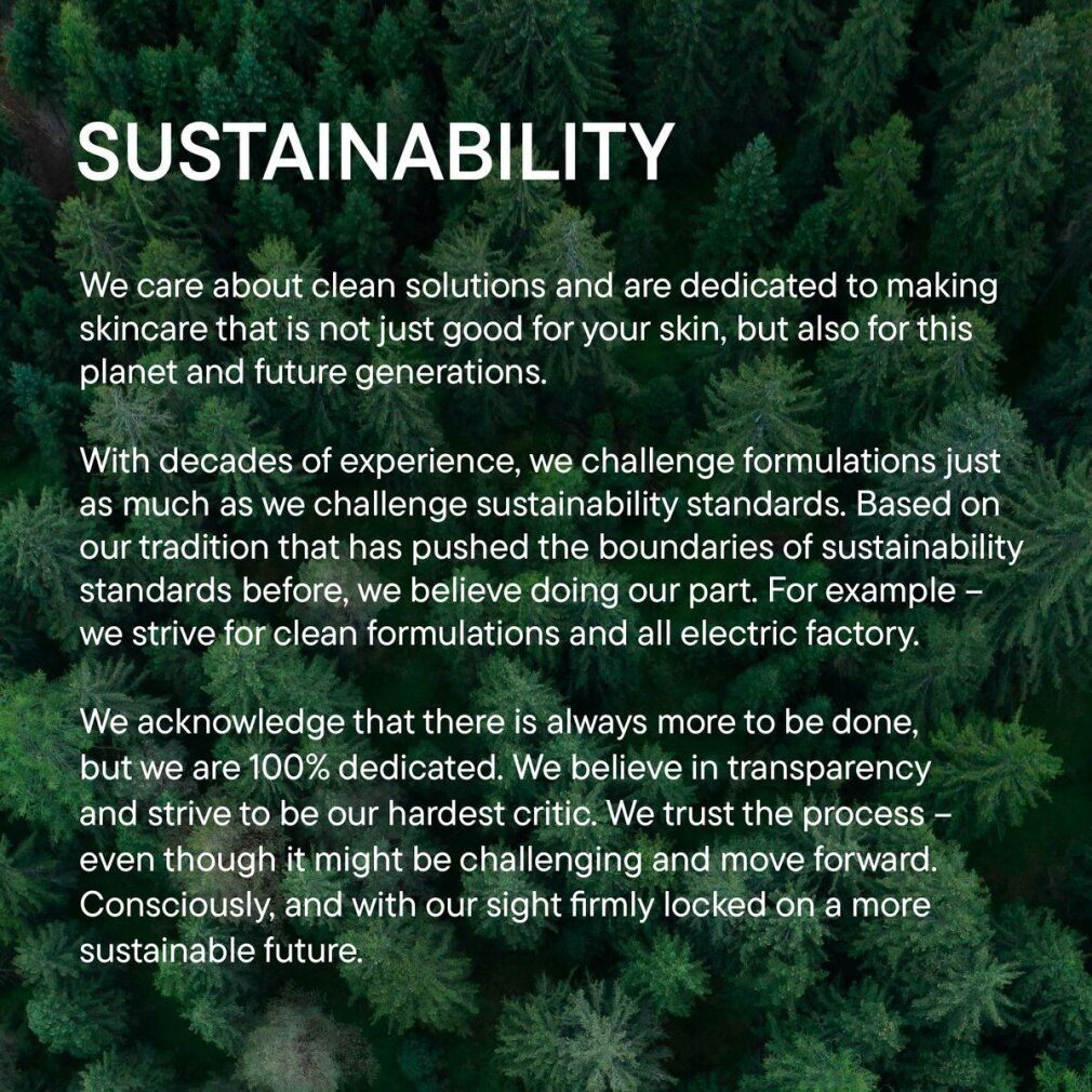 Text über Nachhaltigkeit. Hintergrund: grüner Wald. Text über saubere Lösungen und nachhaltige Hautpflege.