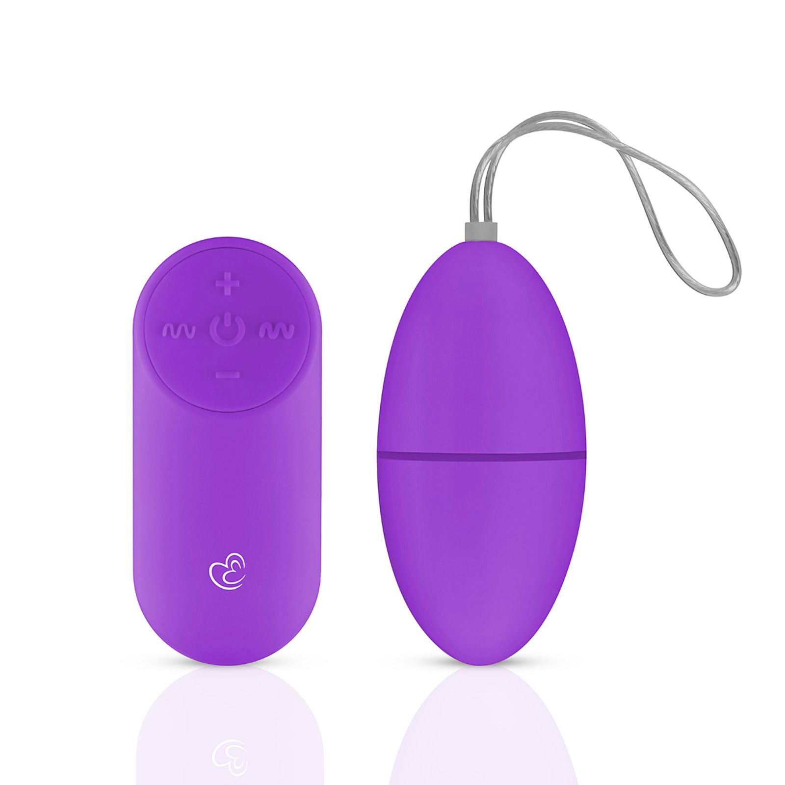 Lila Ei-Vibrator mit Fernbedienung. Ei-Form mit Schnur. Fernbedienung mit Tasten und Logo. Auf weißem Hintergrund.