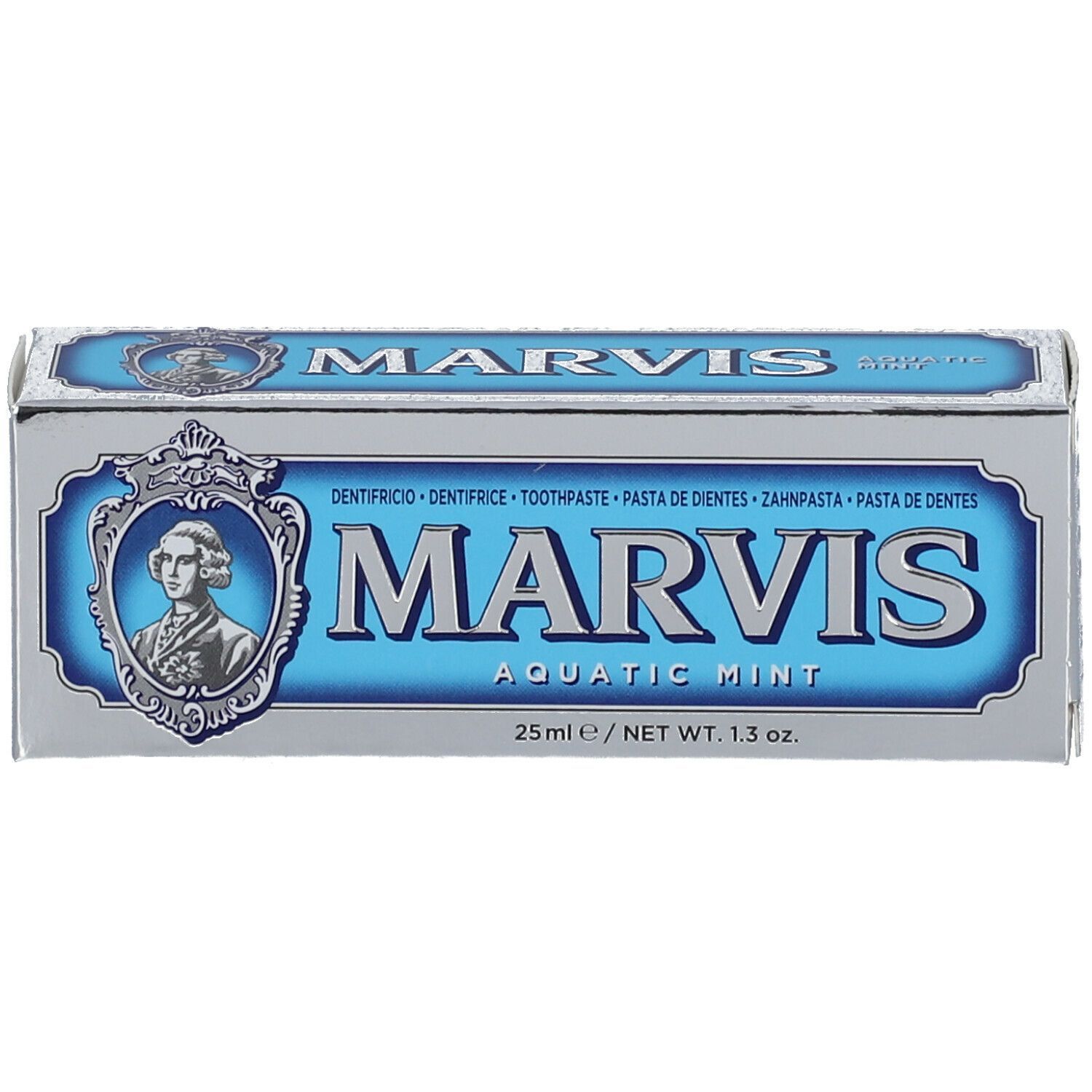 Boîte de dentifrice. Boîte argentée avec étiquette bleue. Inscription MARVIS AQUATIC MINT et portrait.