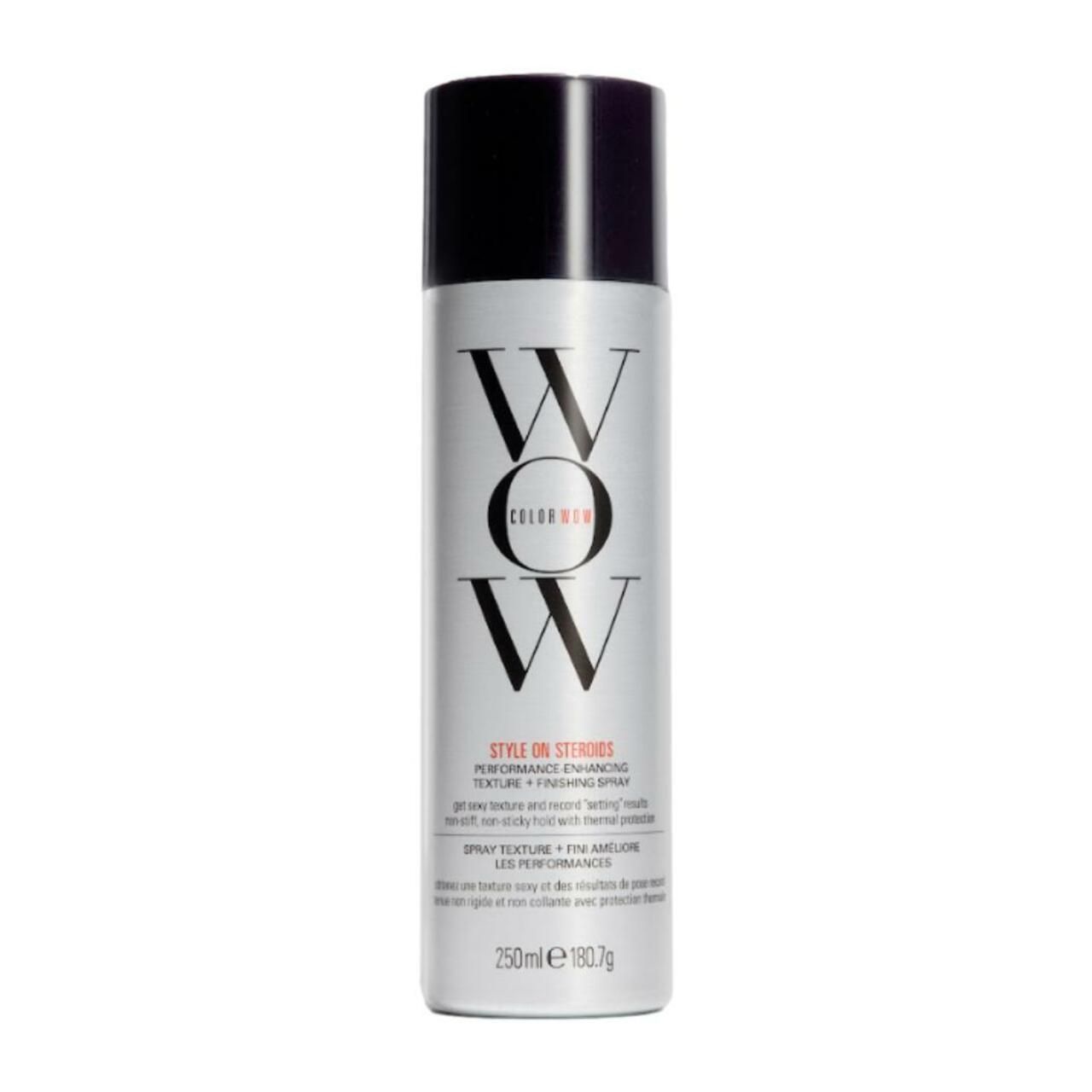 Silberne Sprühdose mit schwarzem Deckel. Vorderseite zeigt "WOW COLOR WOW STYLE ON STEROIDS PERFORMANCE + ENHANCING TEXTURE + FINISHING SPRAY".