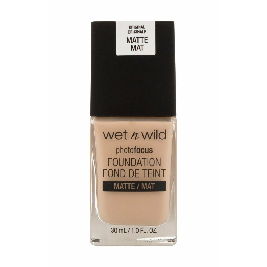 Wet n Wild Photofocus Foundation. Matte. Flasche mit schwarzem Deckel. 30 ml.