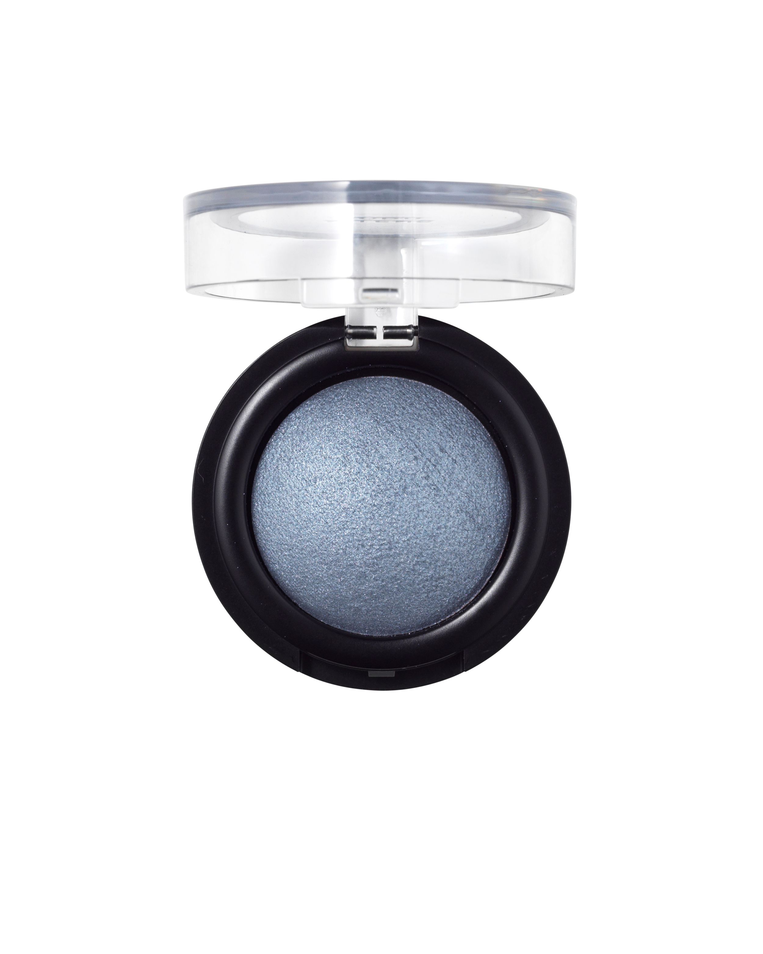 Nilens Jord Baked Mineral Eyeshadow in schwarzem Behälter mit geöffnetem, transparentem Deckel.
