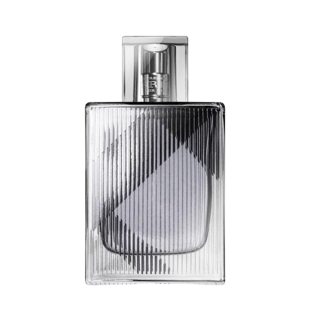 Burberry Brit For Him Eau de Toilette Flakon. Transparenter Flakon mit silbernem Zerstäuber. Vertikale Rillen.