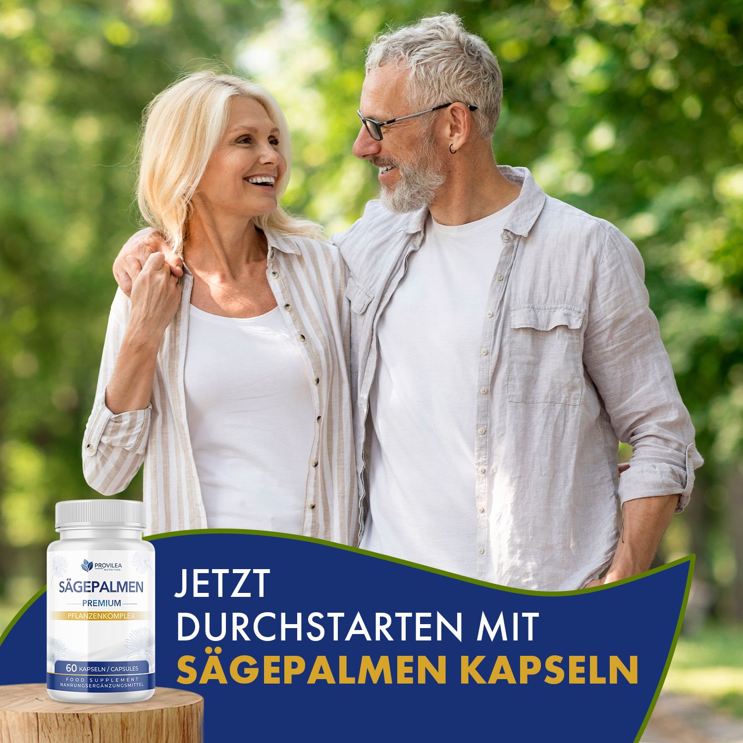 Älteres Paar steht im Park. Flasche mit Aufschrift: SÄGEPALMEN, 60 Kapseln. Text: JETZT DURCHSTARTEN MIT SÄGEPALMEN Kapseln.