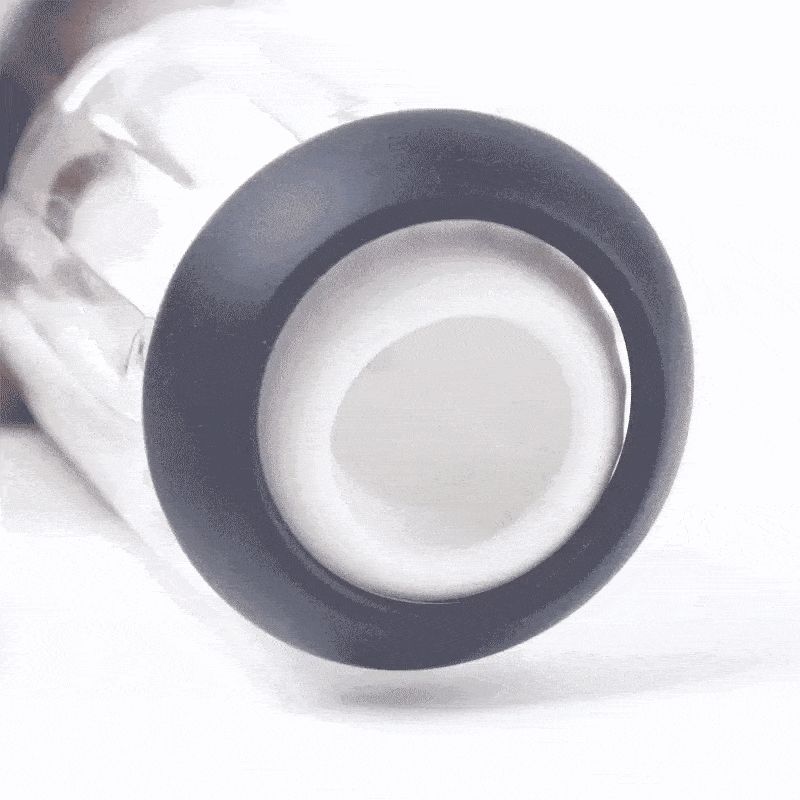 Dunkelgrauer Ring um eine weiße Öffnung. Der Ring umgibt die Öffnung.