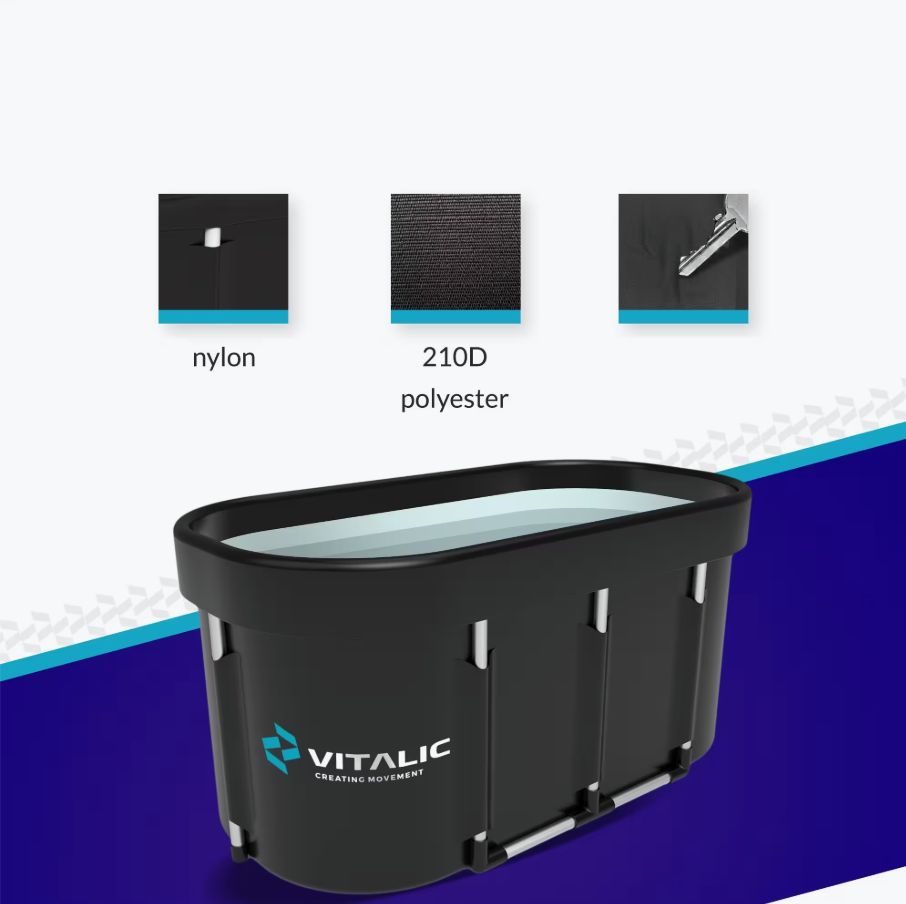 Schwarzes Eisbad mit VITALIC-Logo. Nylon- und Polyester-Materialien. Blau-weißer Hintergrund. Produktansicht.