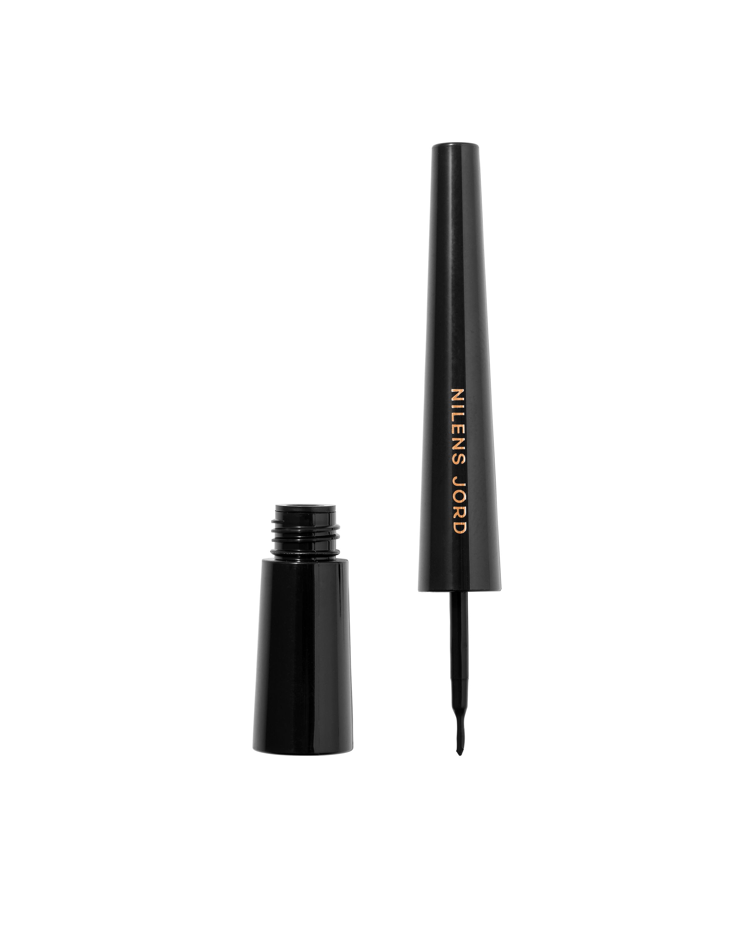 Nilens Jord Flüssig-Eyeliner in schwarzer Verpackung, mit Applikator.