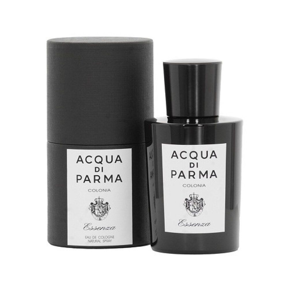 Schwarzer Flakon und Verpackung. Auf dem Etikett: ACQUA DI PARMA, Colonia, Essenza. Flakon mit Verschluss.